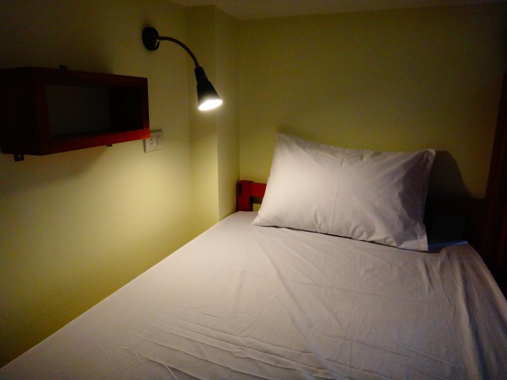 Phangan Pearl Hostel Хаад Рин Екстериор снимка