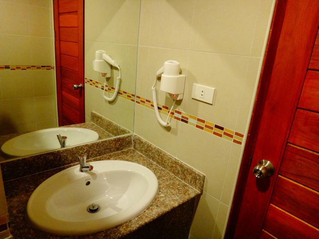 Phangan Pearl Hostel Хаад Рин Стая снимка