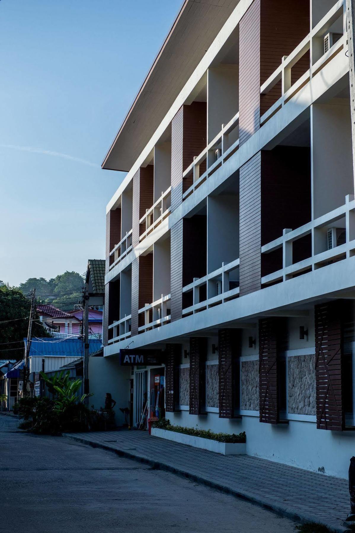 Phangan Pearl Hostel Хаад Рин Екстериор снимка