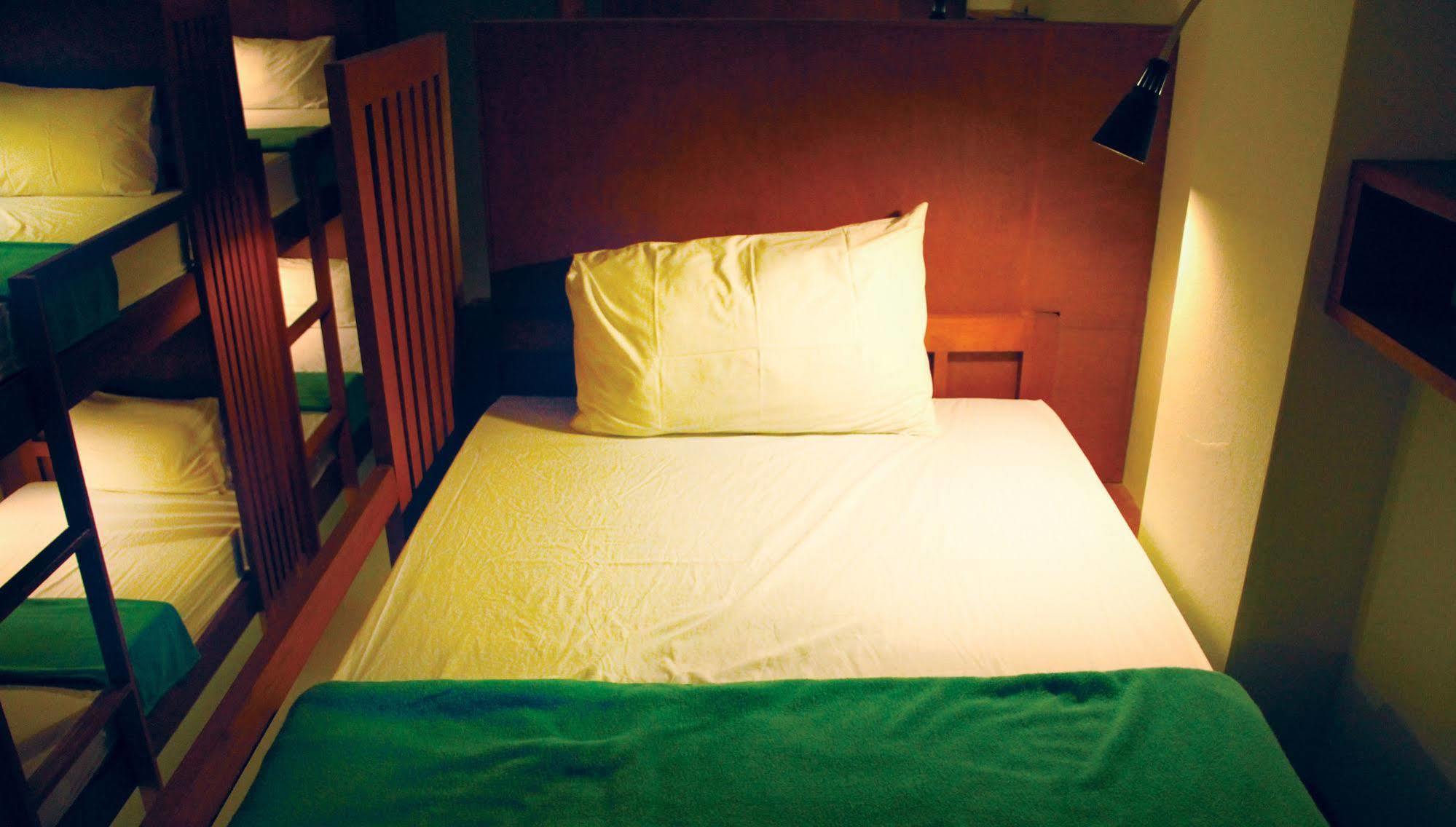 Phangan Pearl Hostel Хаад Рин Екстериор снимка