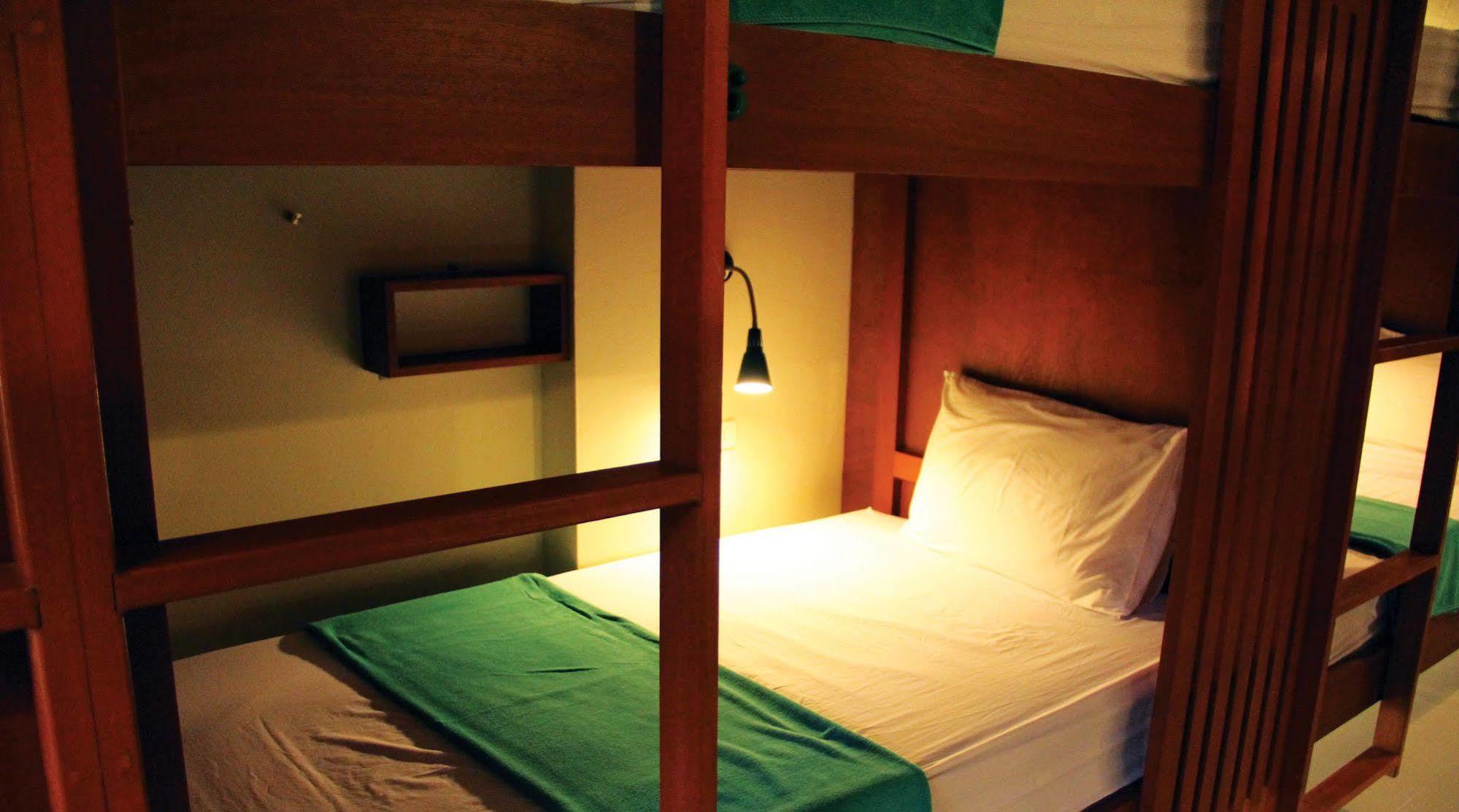 Phangan Pearl Hostel Хаад Рин Екстериор снимка
