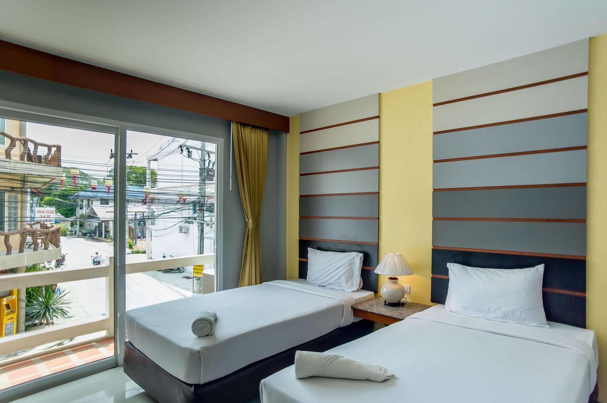 Phangan Pearl Hostel Хаад Рин Екстериор снимка